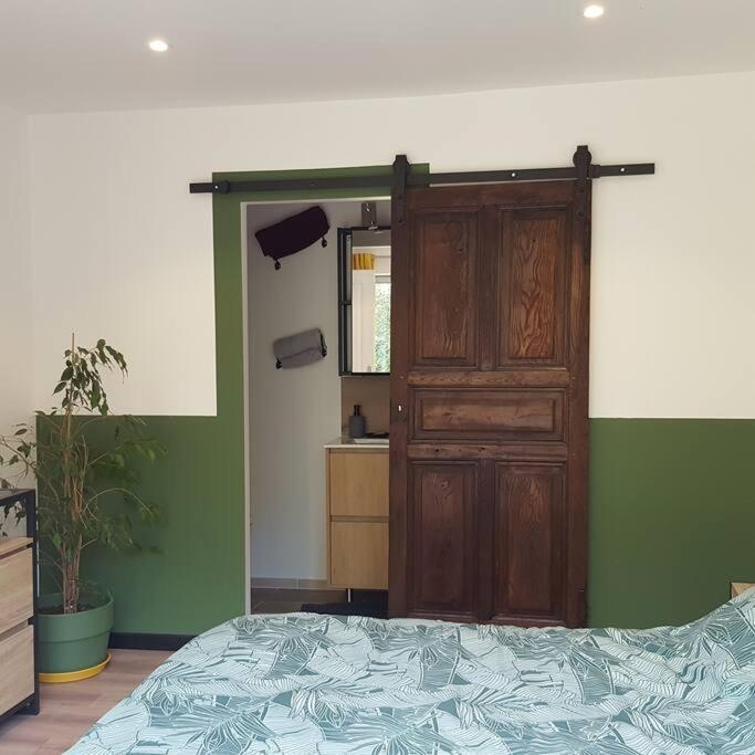 Appartement 2 Pieces Gravieres Exteriör bild