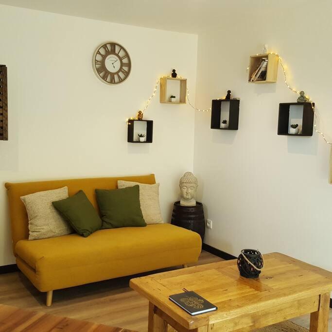 Appartement 2 Pieces Gravieres Exteriör bild